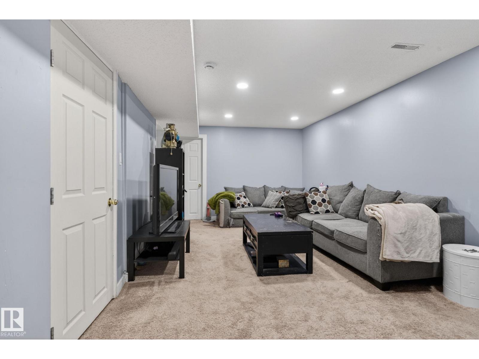 14332 121 ST NW - 25