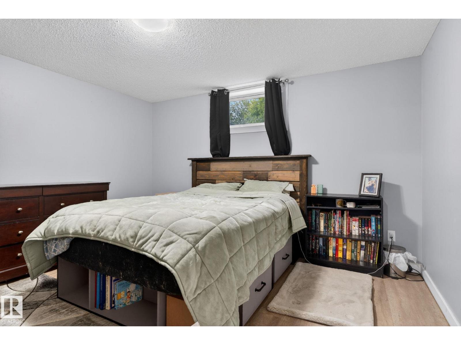 14332 121 ST NW
