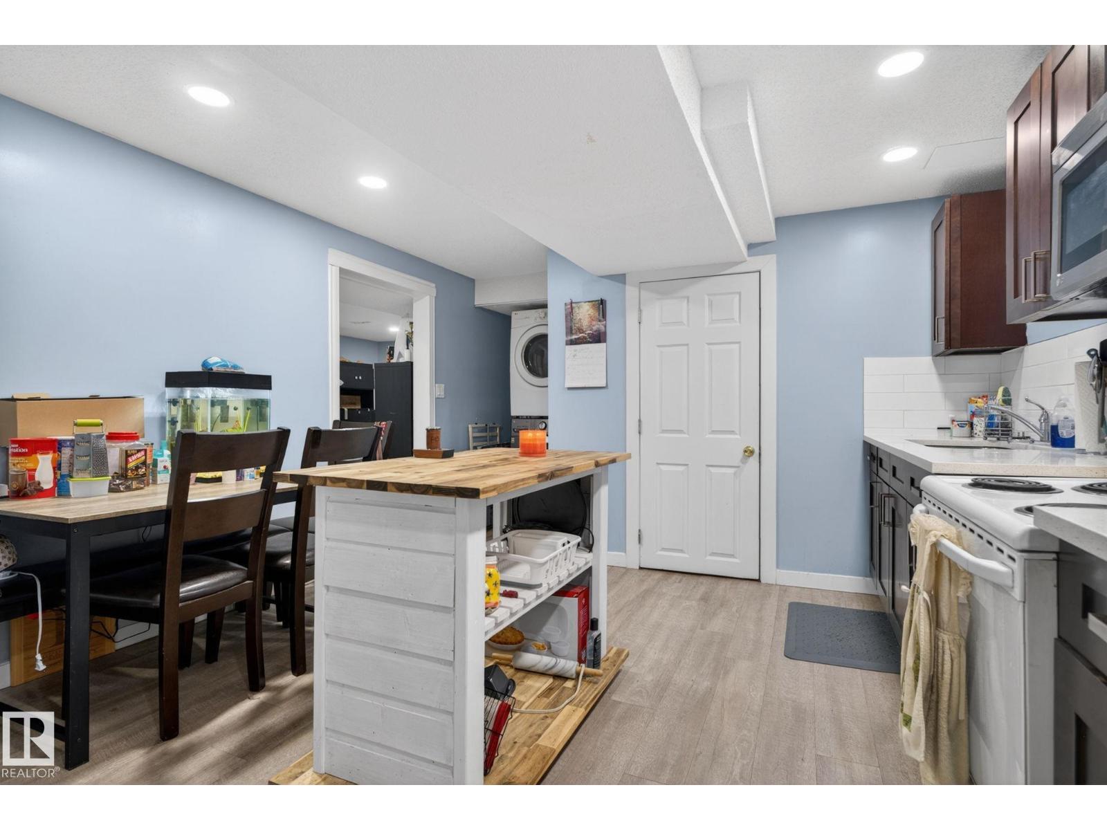 14332 121 ST NW - 37