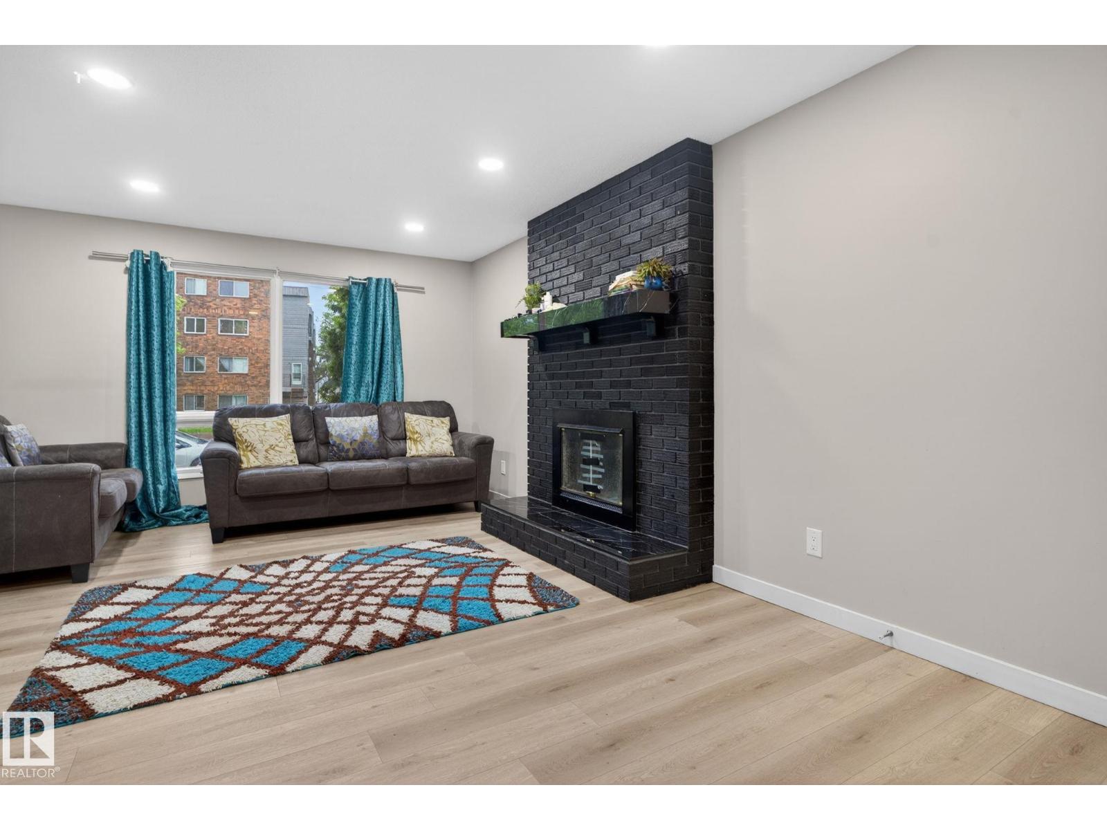 14332 121 ST NW - 6