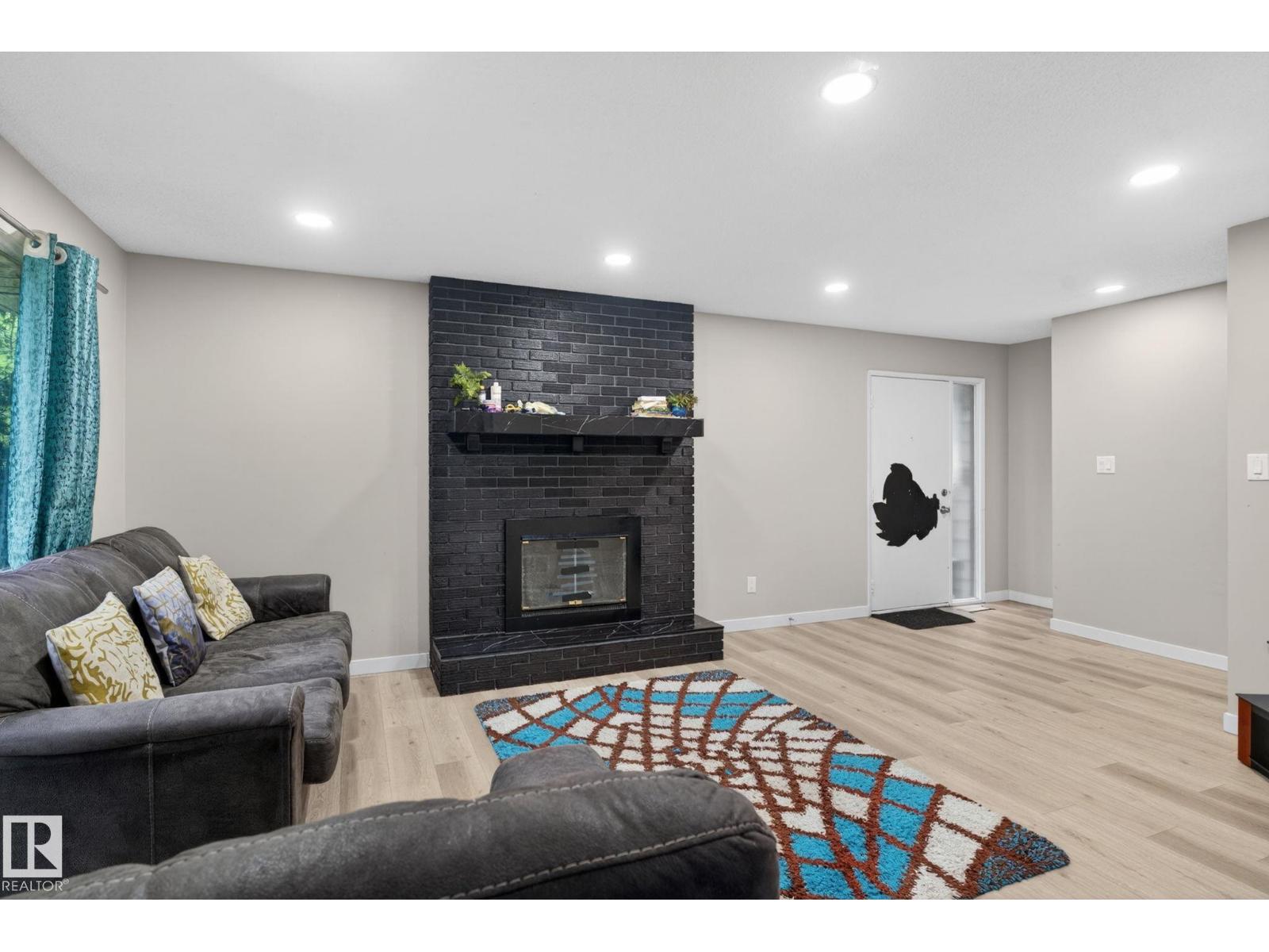 14332 121 ST NW - 7