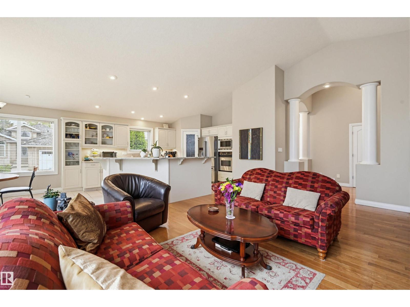 28 PRESTIGE PT NW — photo 10