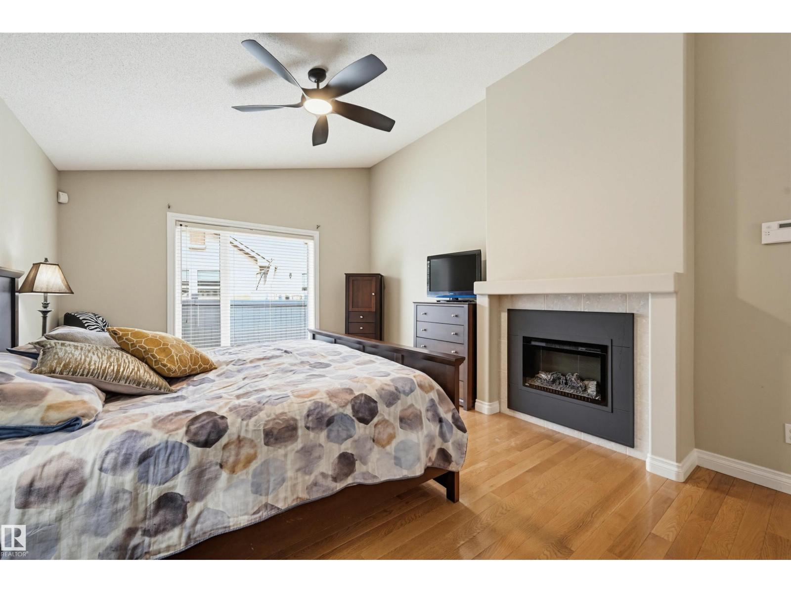 28 PRESTIGE PT NW — photo 20