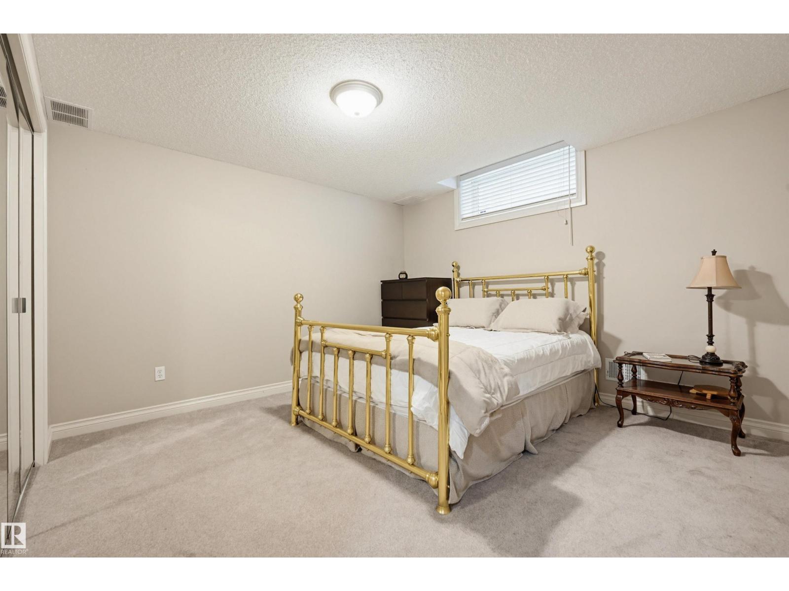 28 PRESTIGE PT NW — photo 34