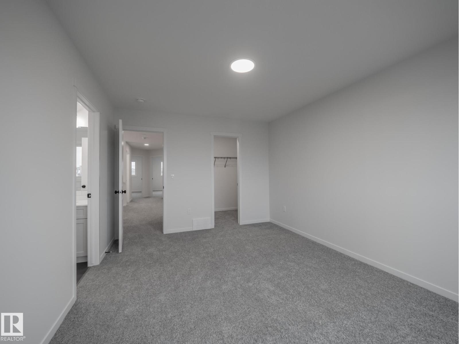 20735 24 AV NW - 31