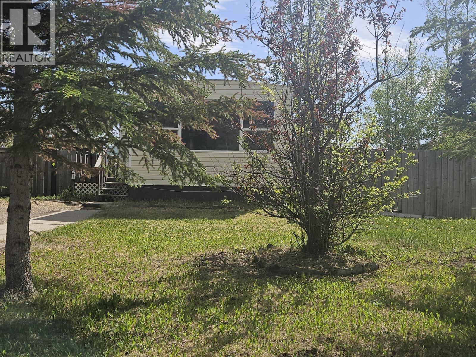 921 121 Avenue - Image 3