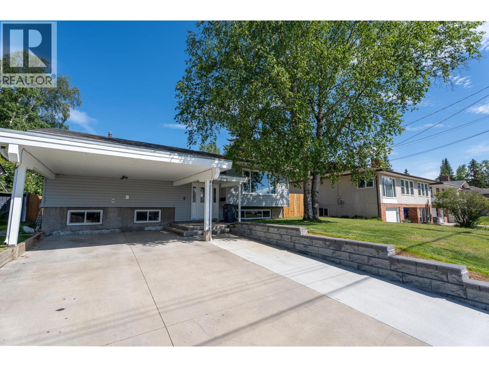 2818 LONSDALE STREET - 2