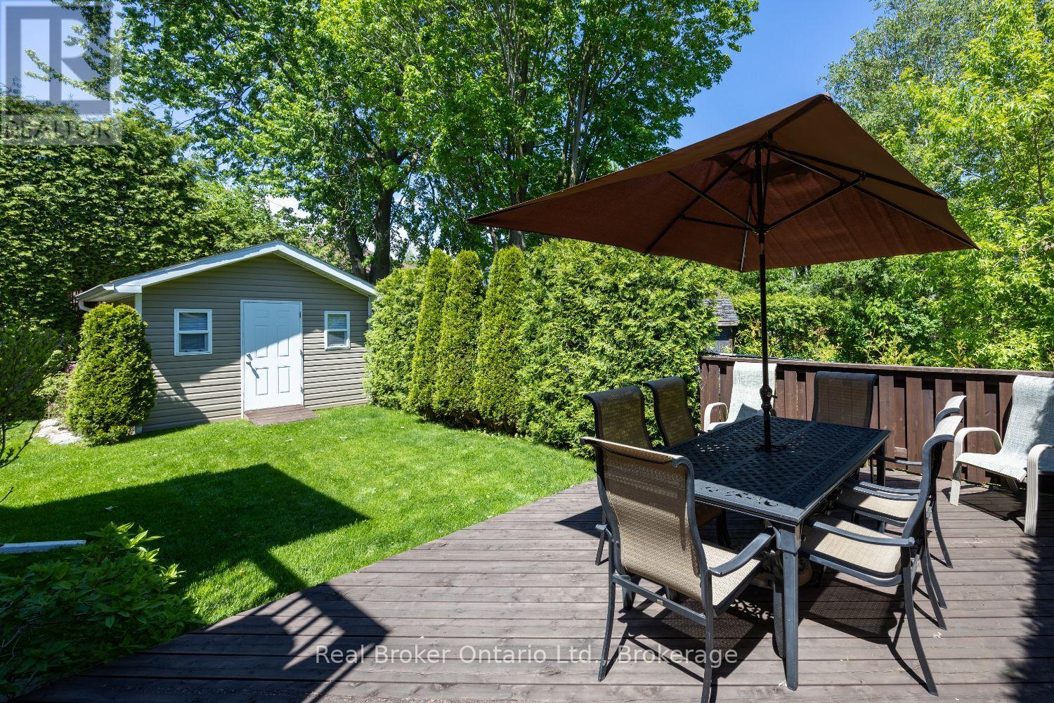 39 VALLEYCREST DRIVE - 39