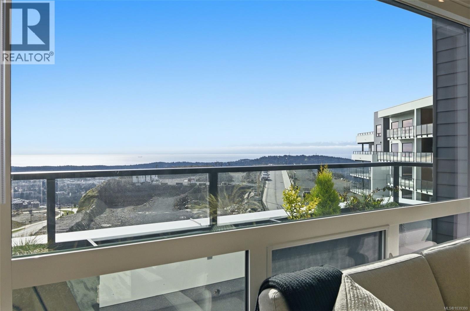 513 1810 Selenite Place, Langford