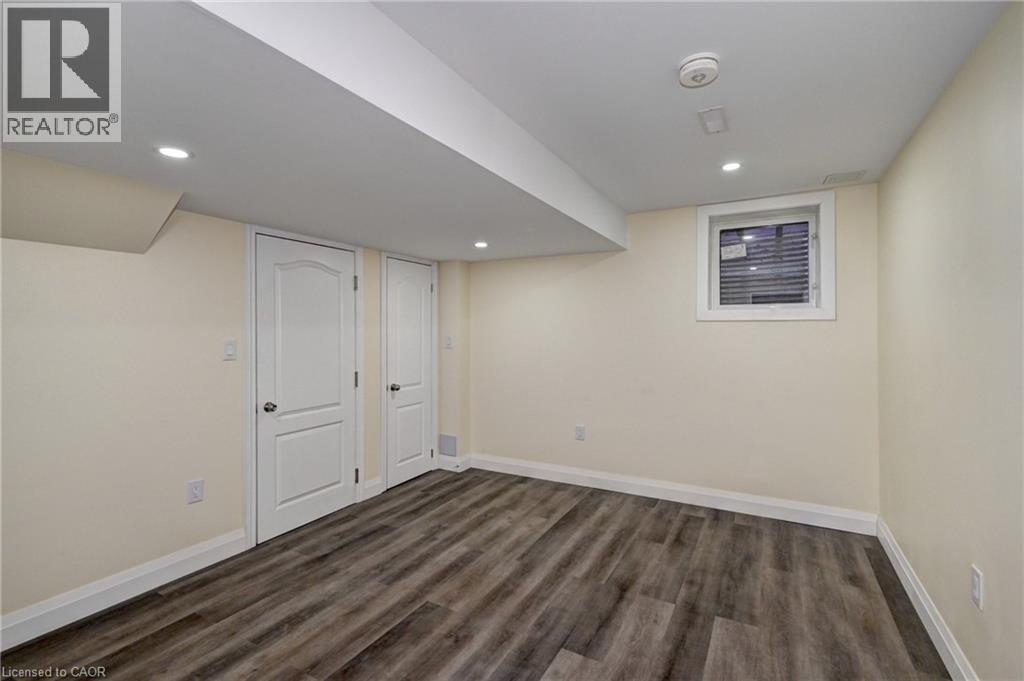 43 APPLE Drive Unit# BASEMENT UNIT