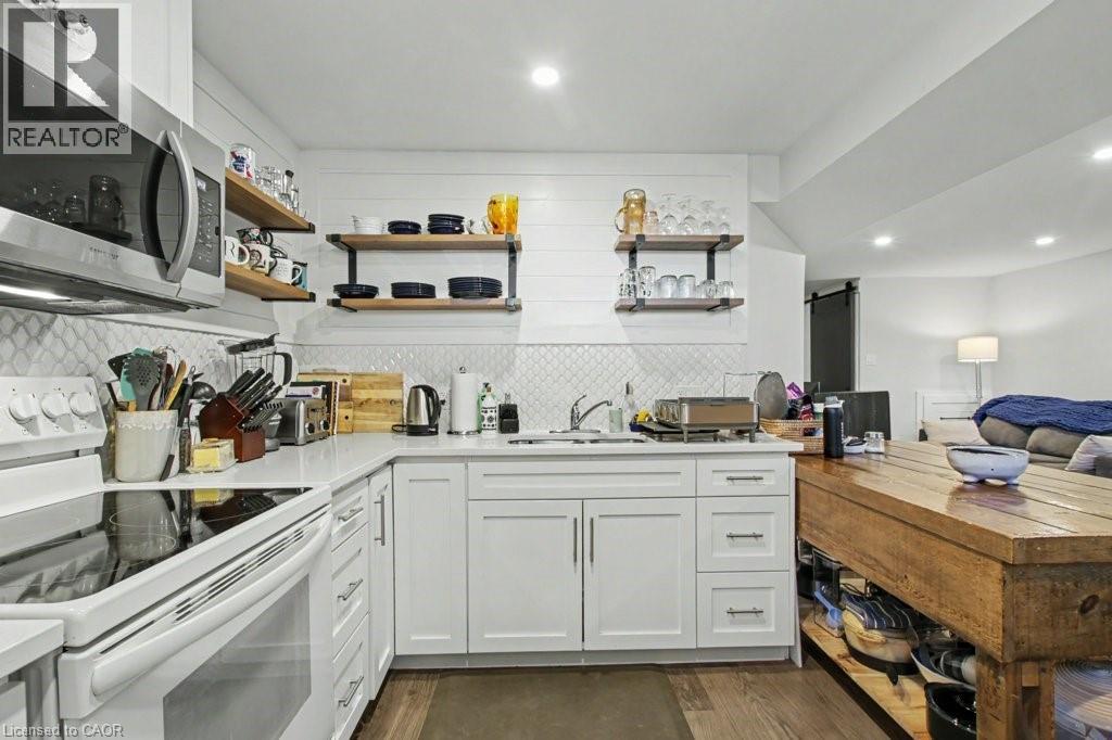 94 DEVONGLEN Drive - 16