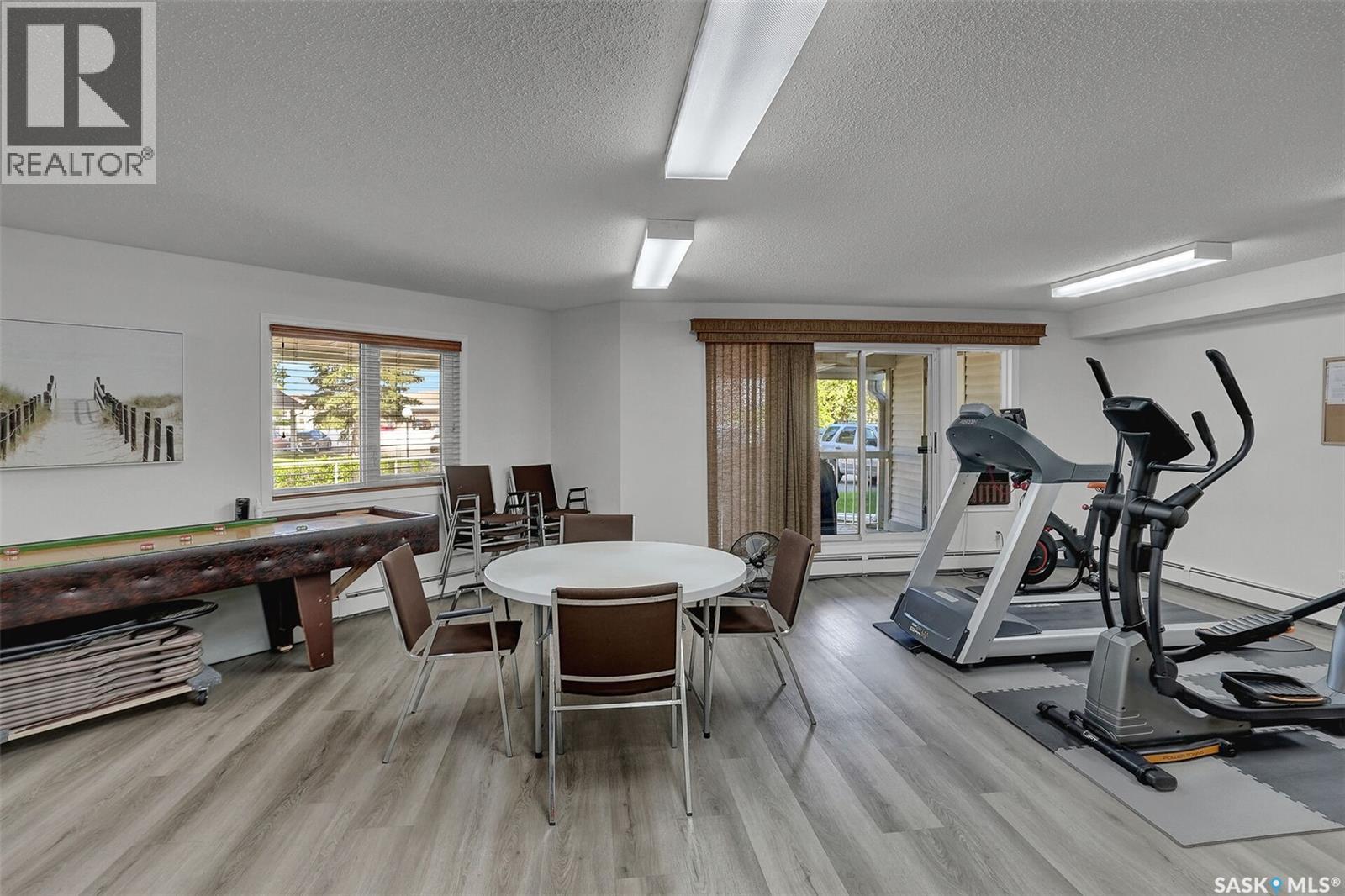 #139 960 Assiniboine AVENUE E - 31