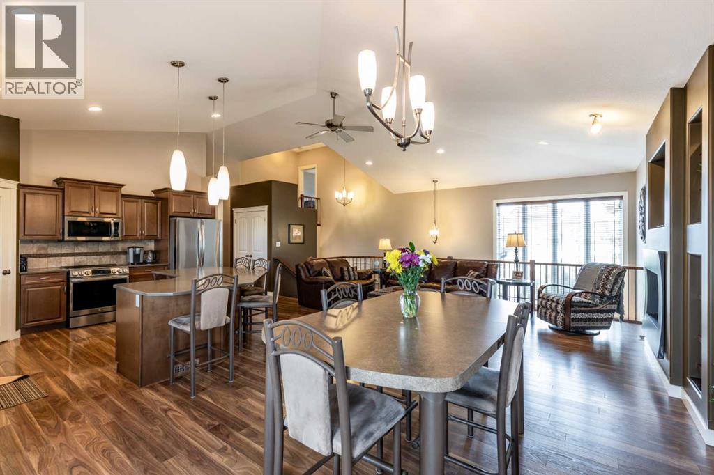 207 Hamptons Way SE - 17