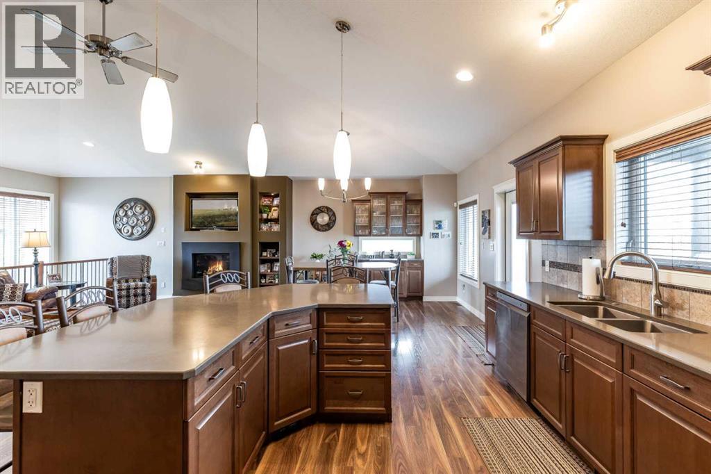 207 Hamptons Way SE - 15