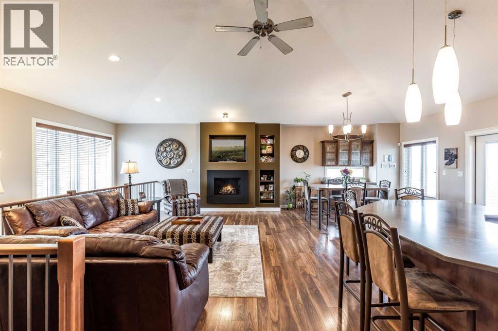 207 Hamptons Way SE - 4