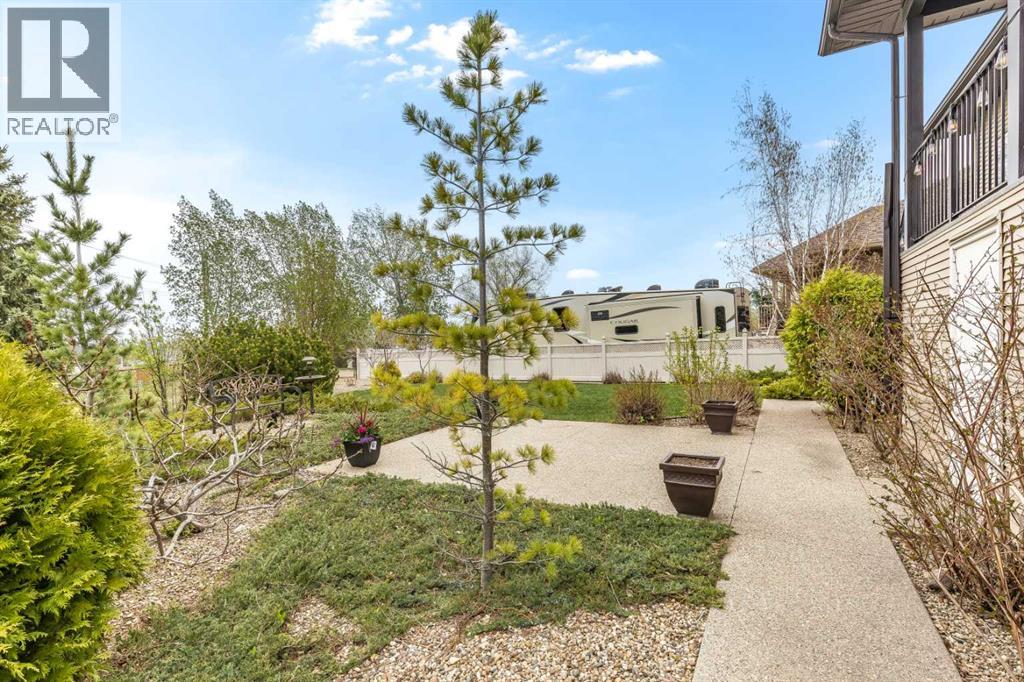 207 Hamptons Way SE - 50