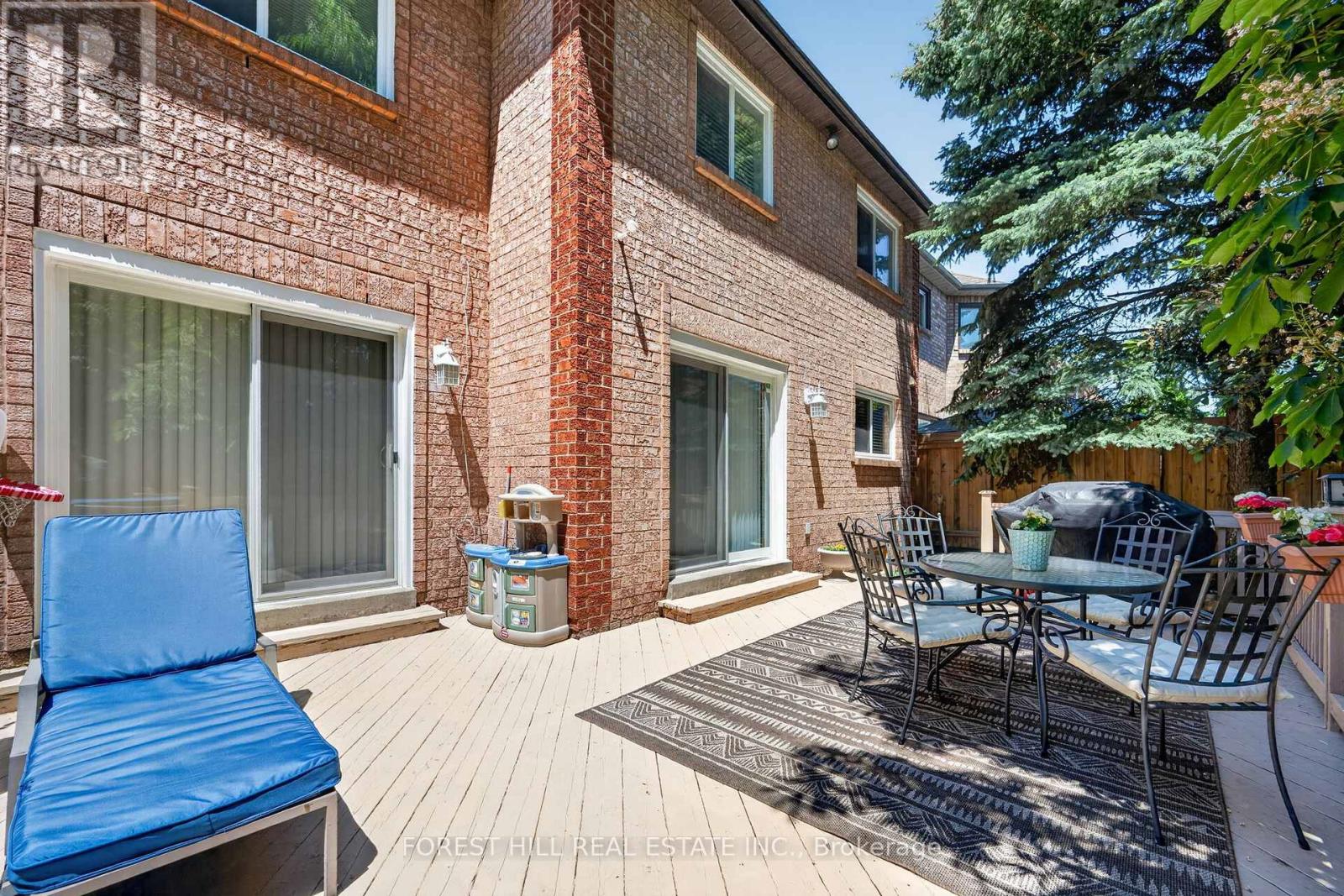 43 ROCKWOOD CRESCENT - 38