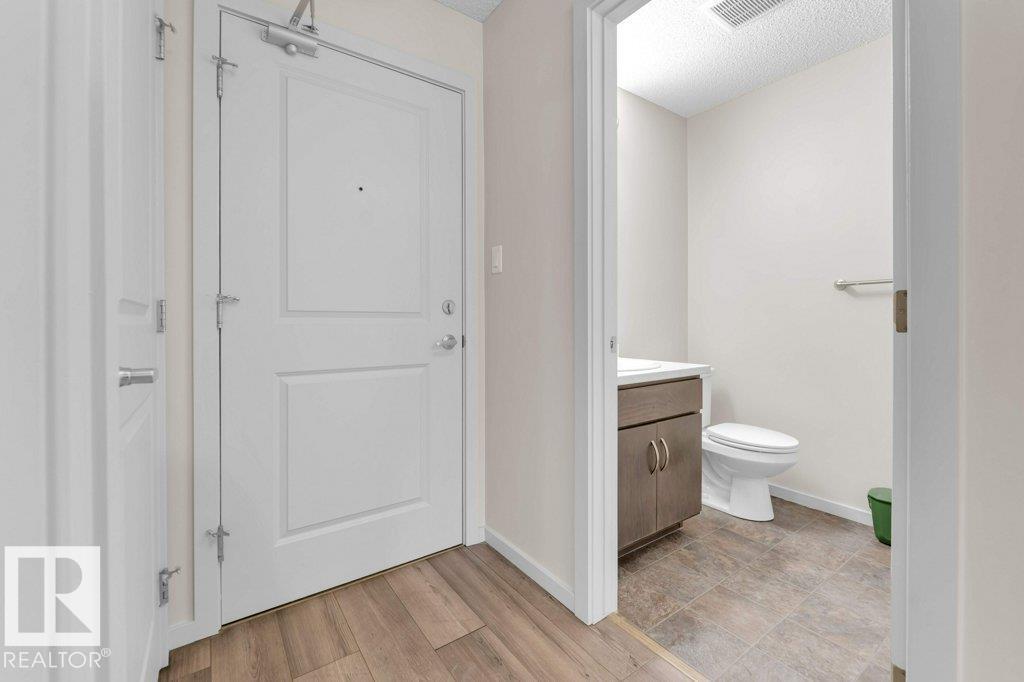 #116 5404 7 AV SW — photo 17