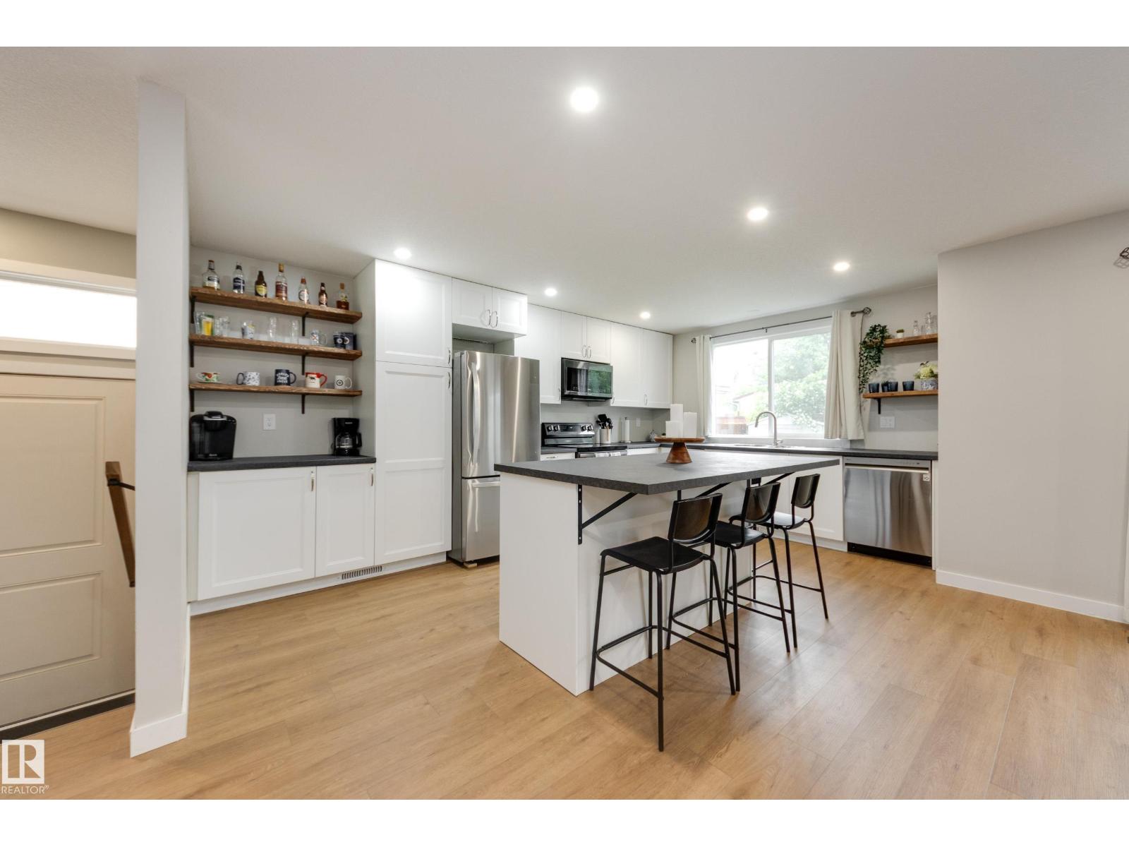 29 CHUNGO DR — photo 10