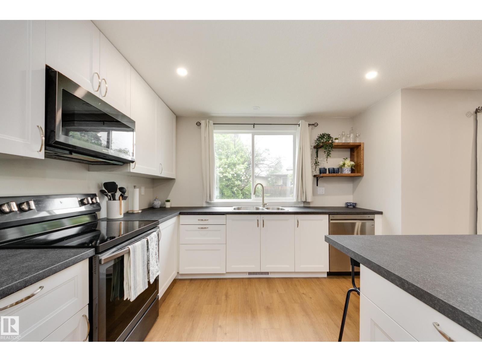 29 CHUNGO DR — photo 15