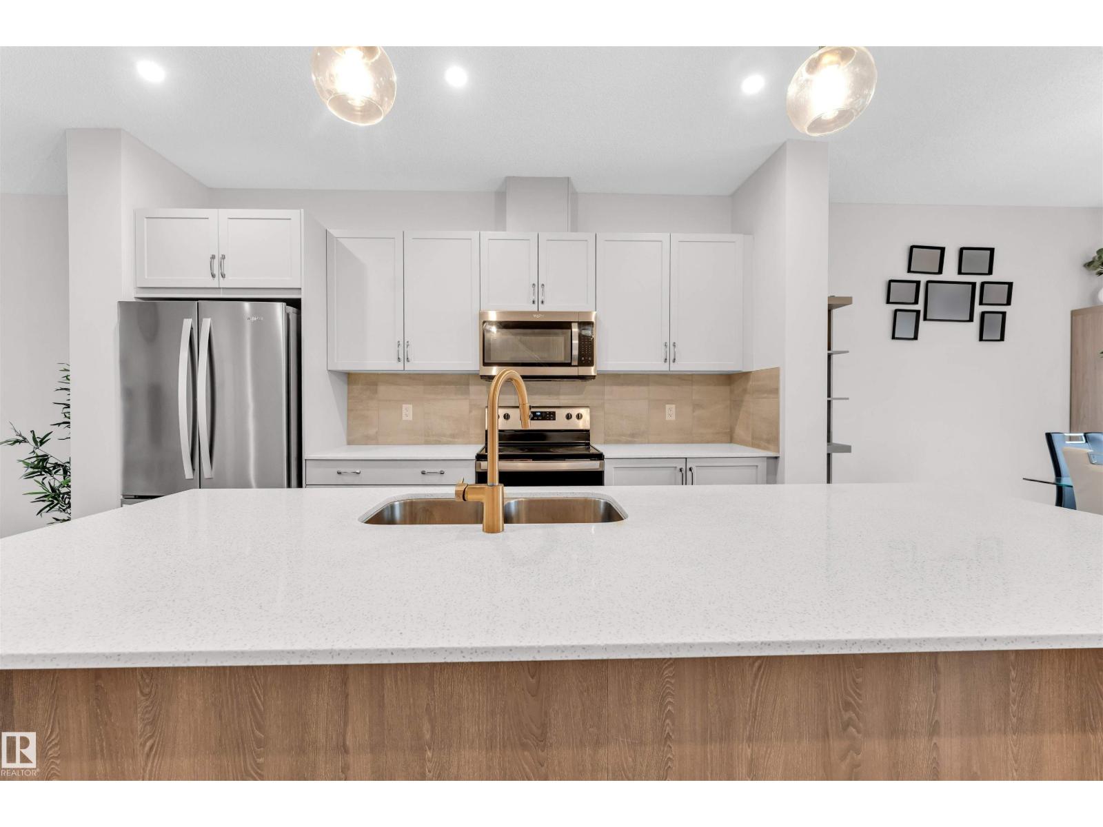 3607 6 AV SW - 13