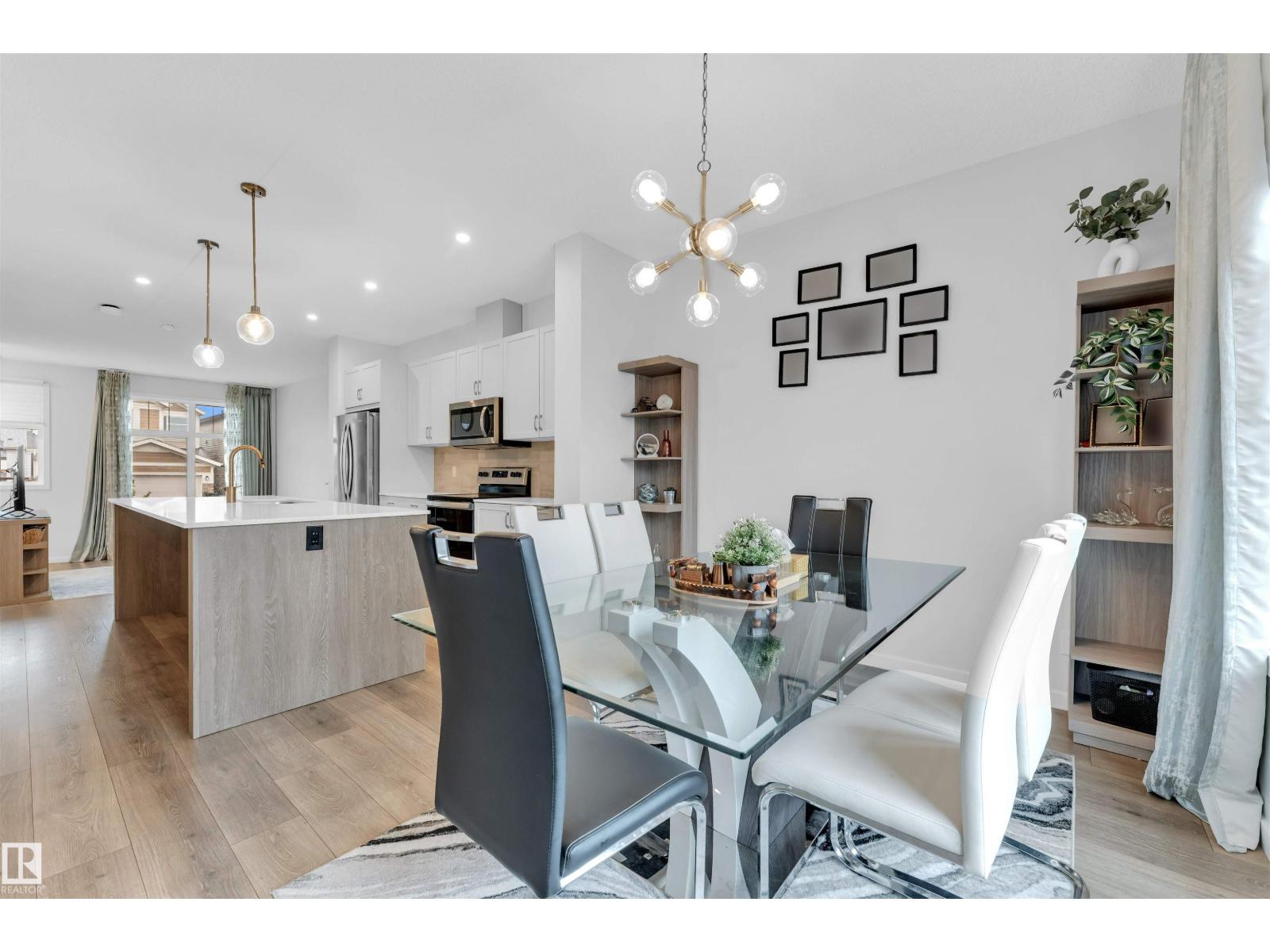 3607 6 AV SW - 16