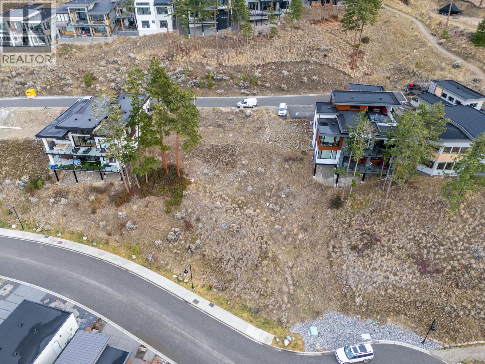  3332 Black Pine Lane, Kelowna