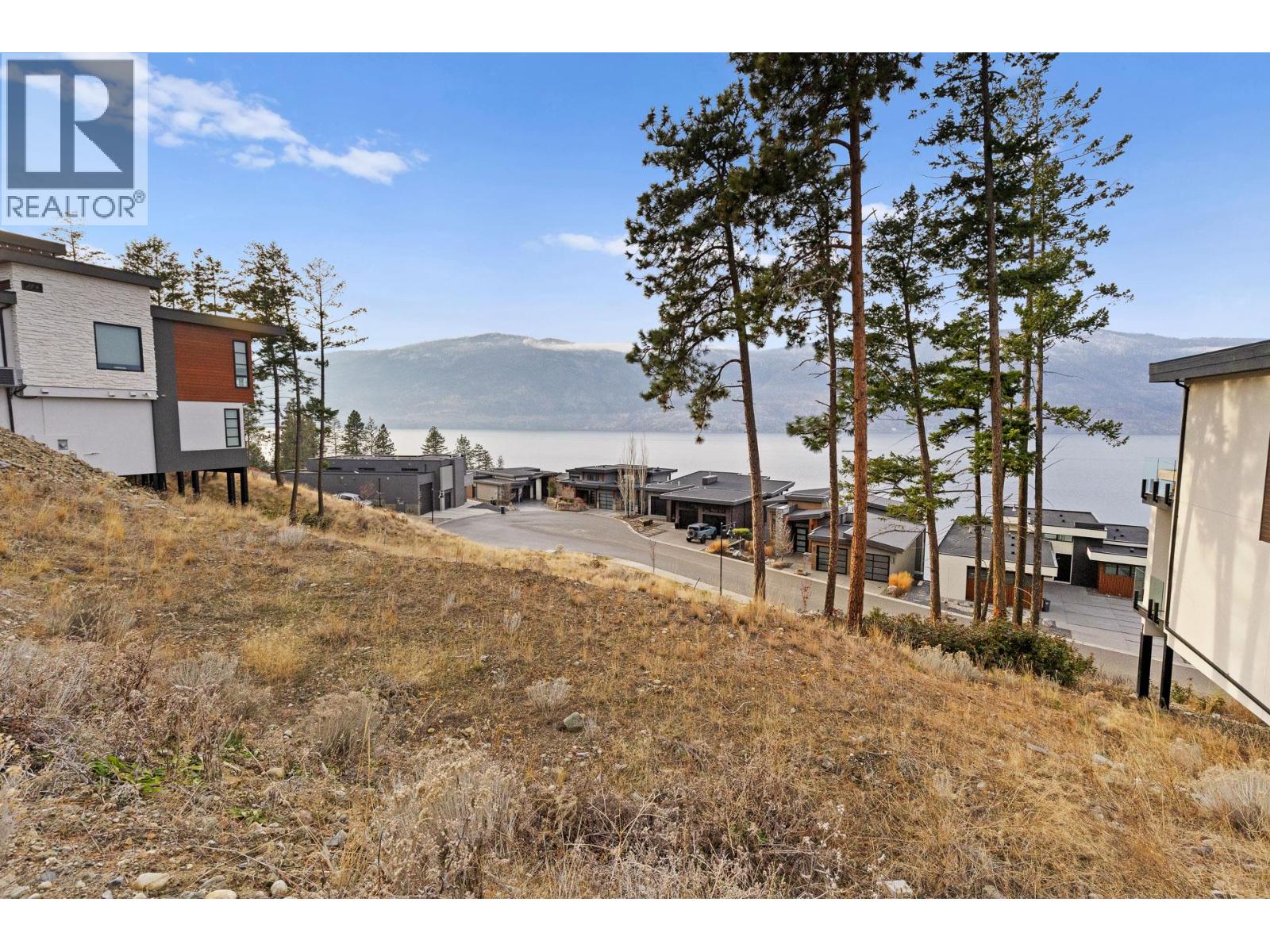  3332 Black Pine Lane, Kelowna