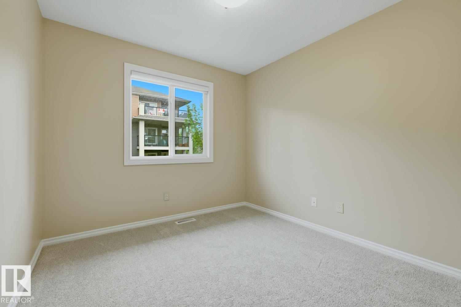 11612 11 AV SW - 19