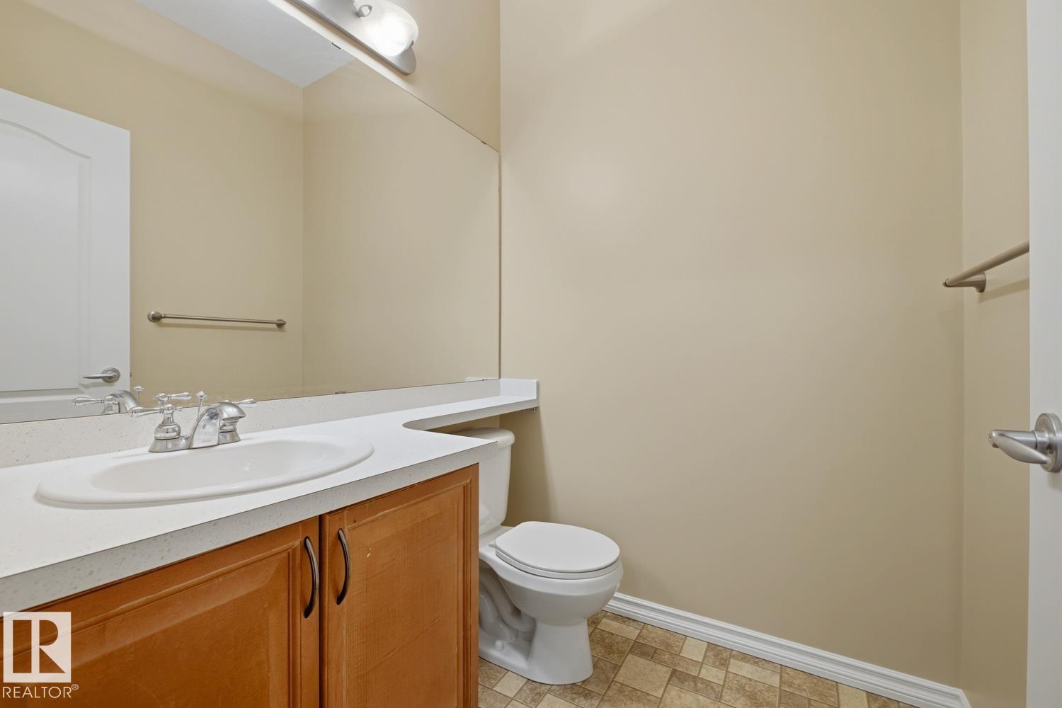 11612 11 AV SW - 11