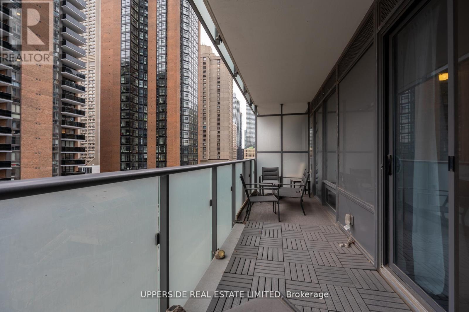 #608 65 ST. MARY STREET - 18
