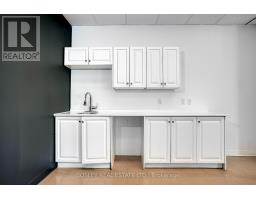 601 - 920 Yonge Street, Toronto, ON M4W3C7 Photo 10