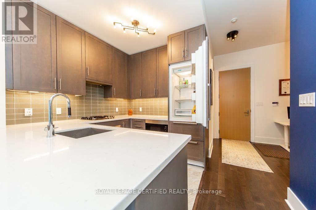 #928 29 QUEENS QUAY STREET E - 19