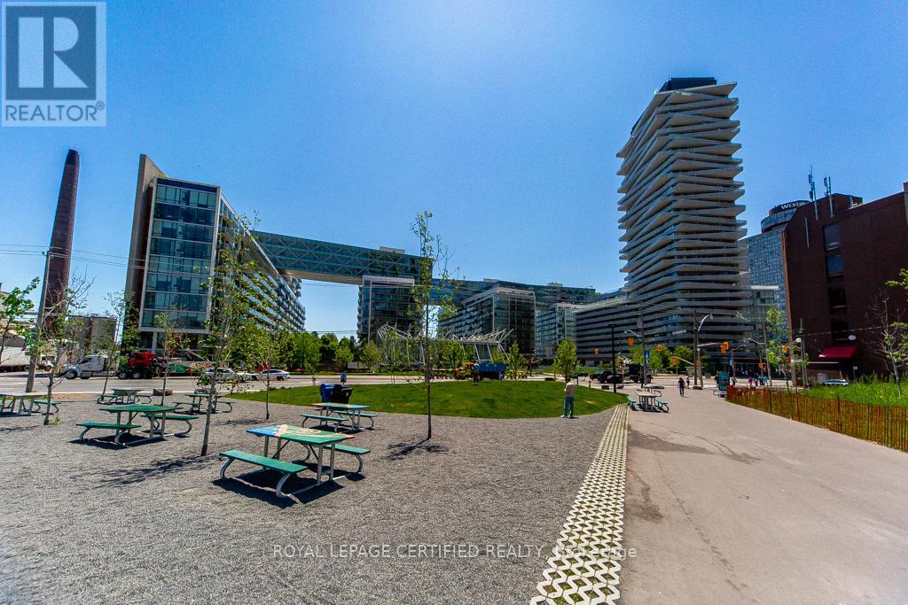 #928 29 QUEENS QUAY STREET E - 3