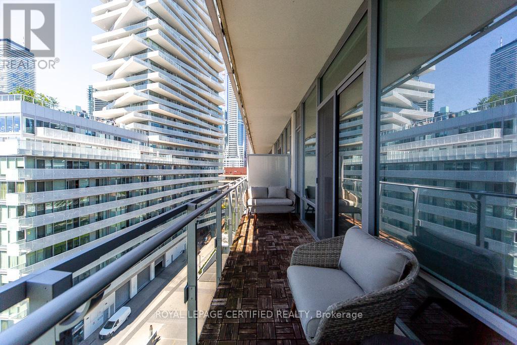 #928 29 QUEENS QUAY STREET E - 37