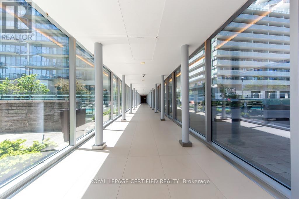 #928 29 QUEENS QUAY STREET E - 38