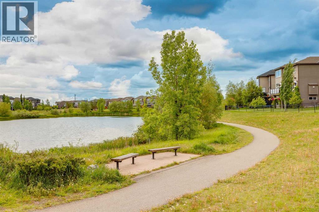26 Auburn Bay Common SE