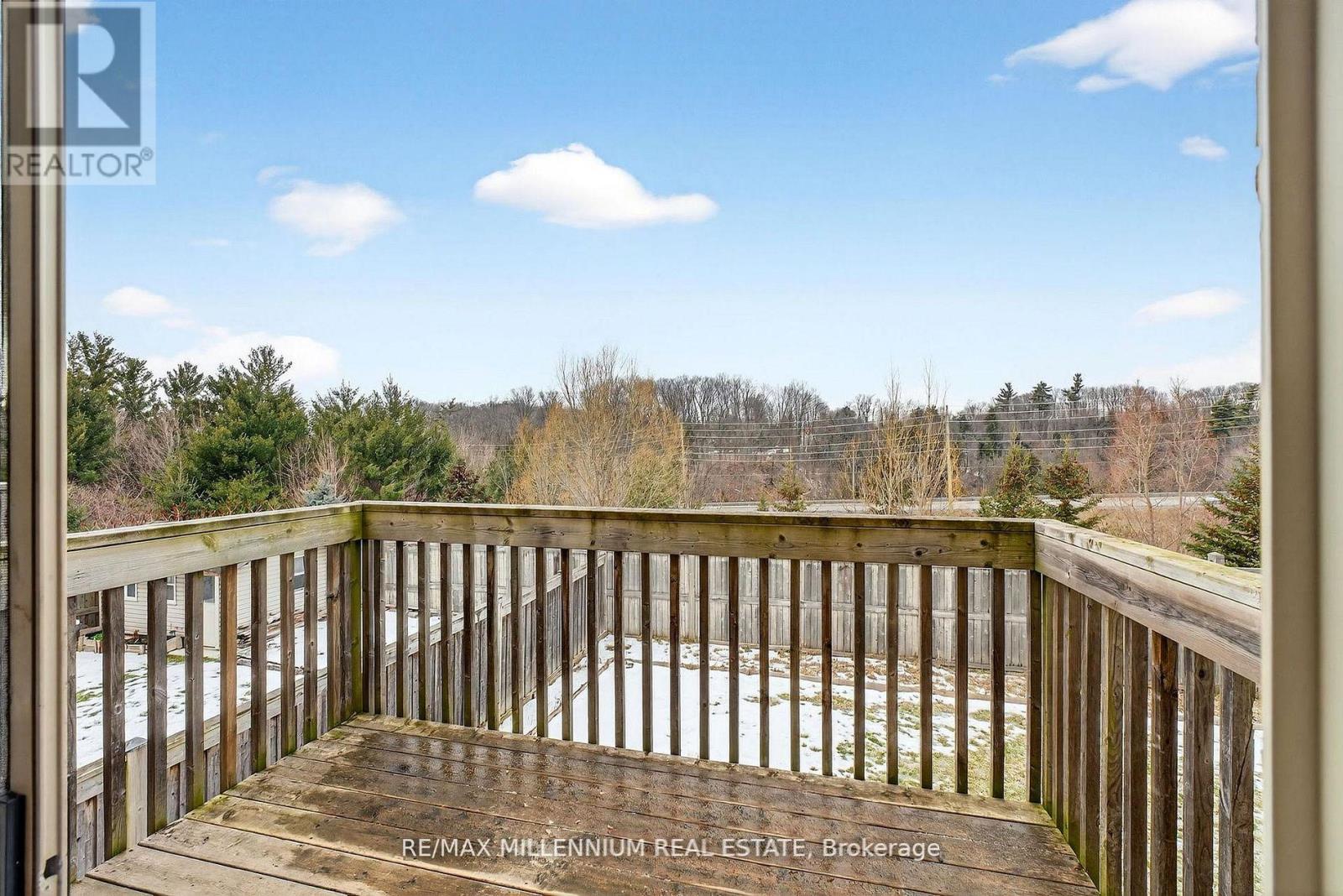 75 TWIN HILL CRESCENT - 27