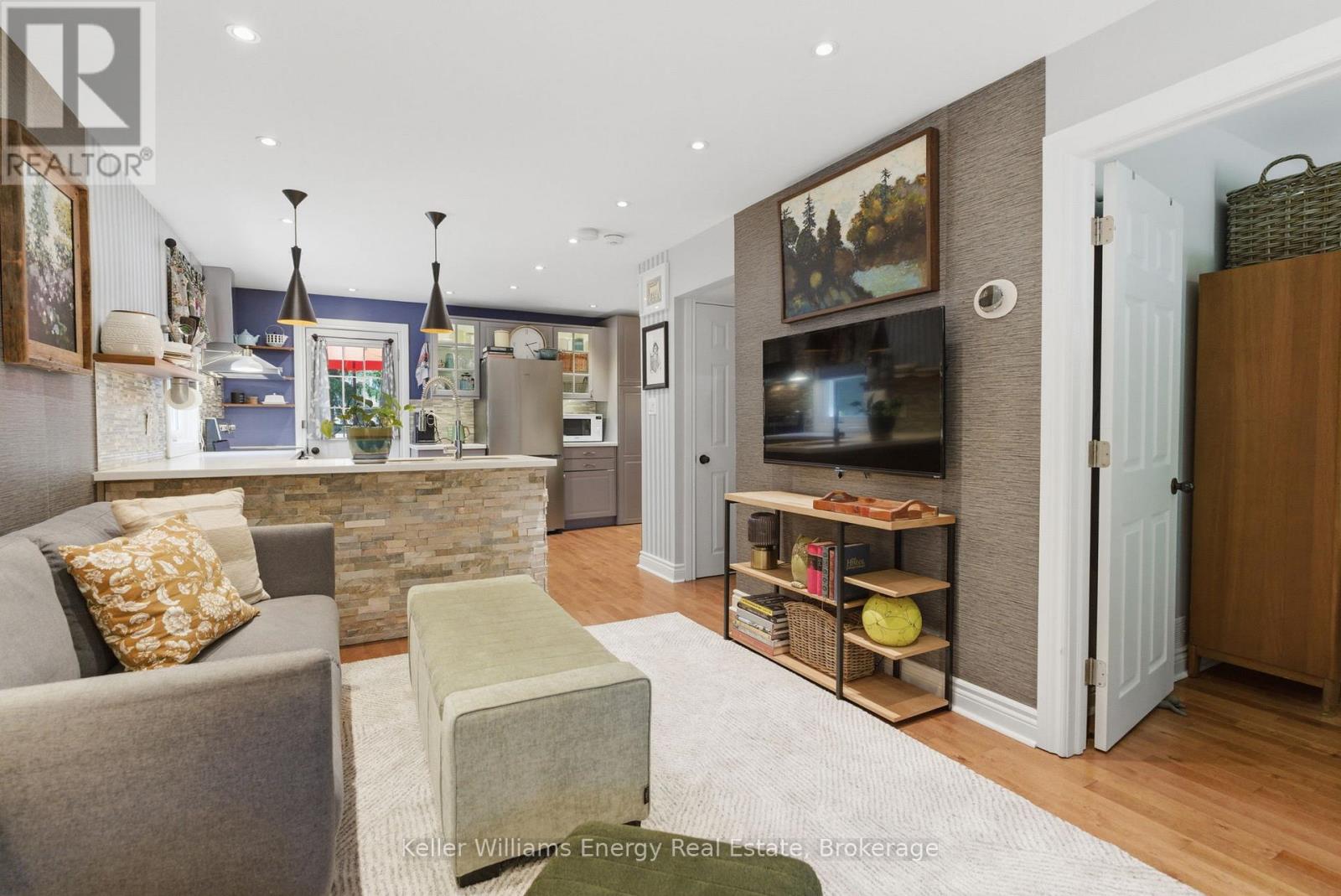 306 COURCELLETTE AVENUE - 10
