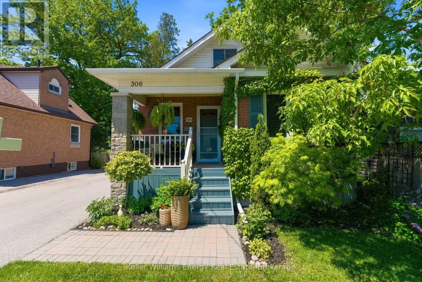 306 COURCELLETTE AVENUE - 34