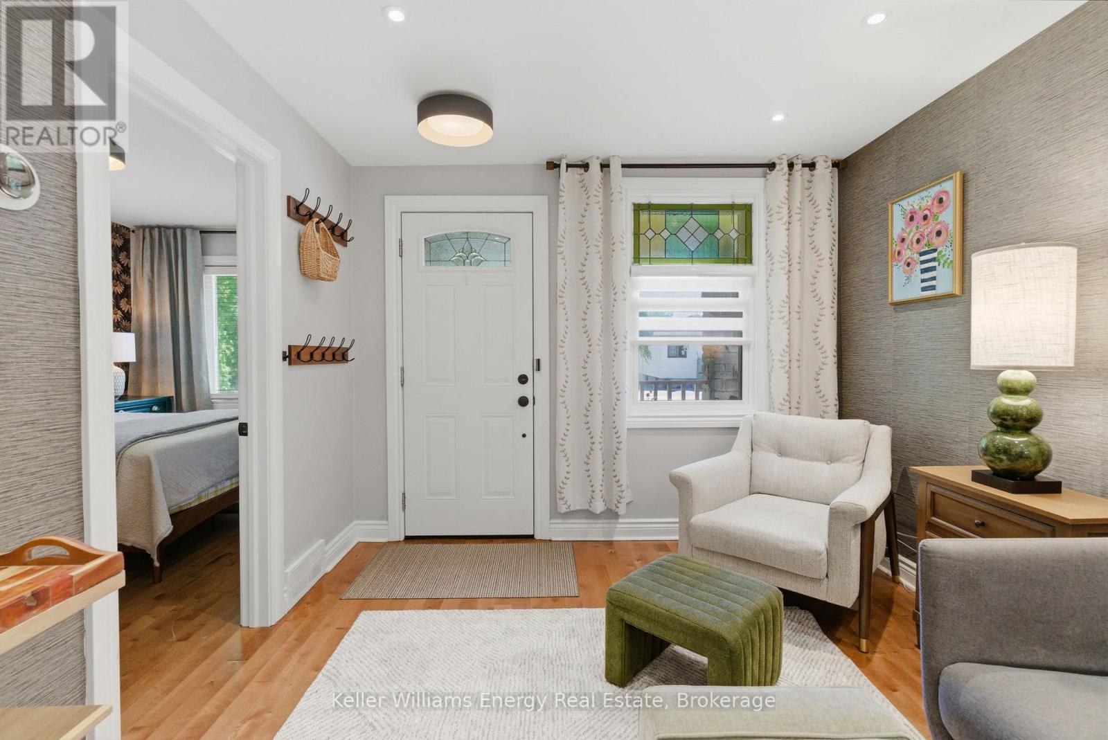 306 COURCELLETTE AVENUE - 8