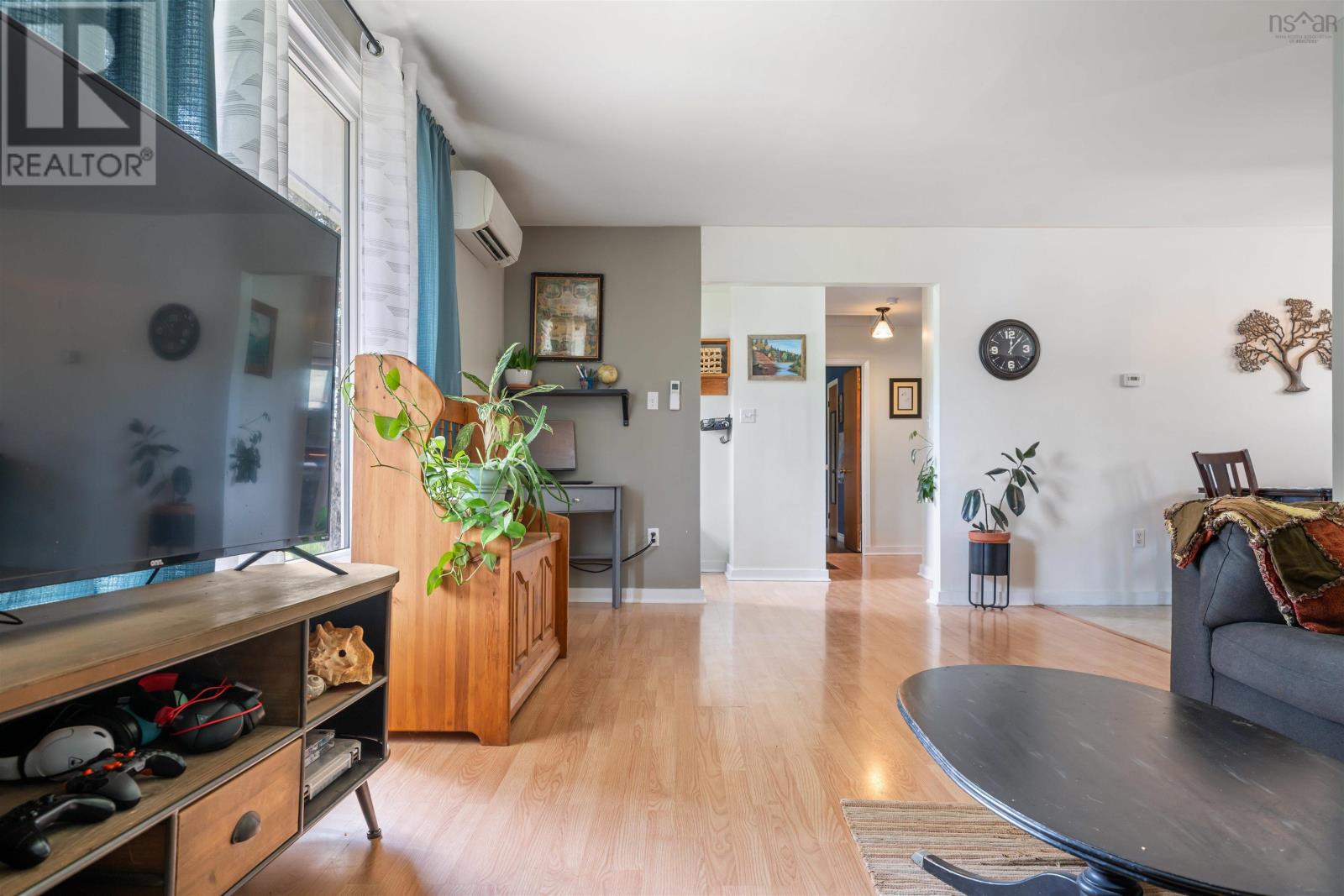 Property 38 of 45 of 155 Cedar Street Street
