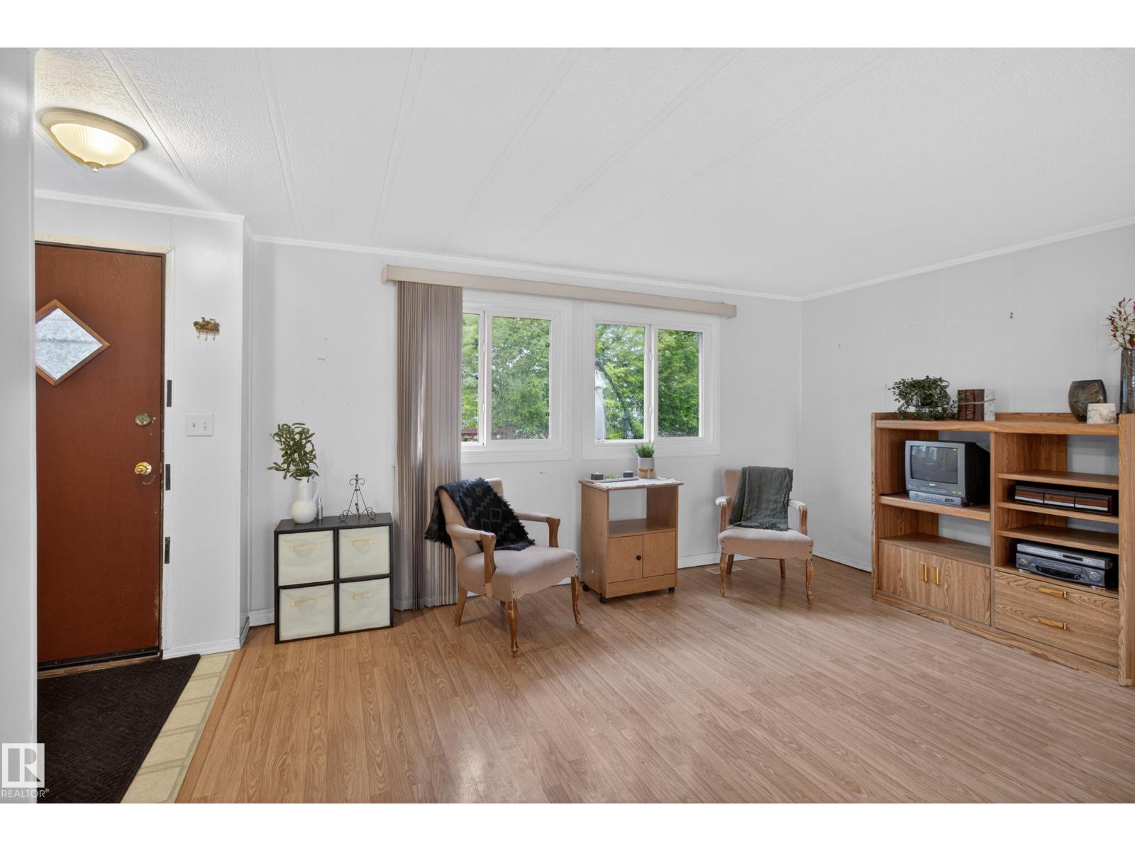 21 Willowdale DR SE — photo 31
