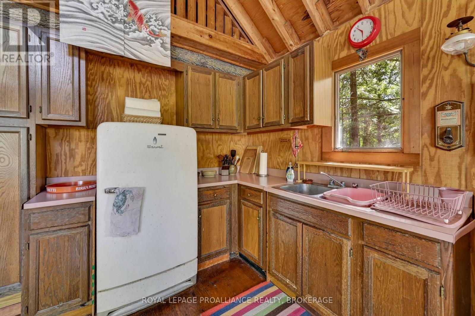 1147 SHADOW LANE - 10