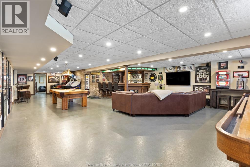 6576 TALBOT TRAIL - 38