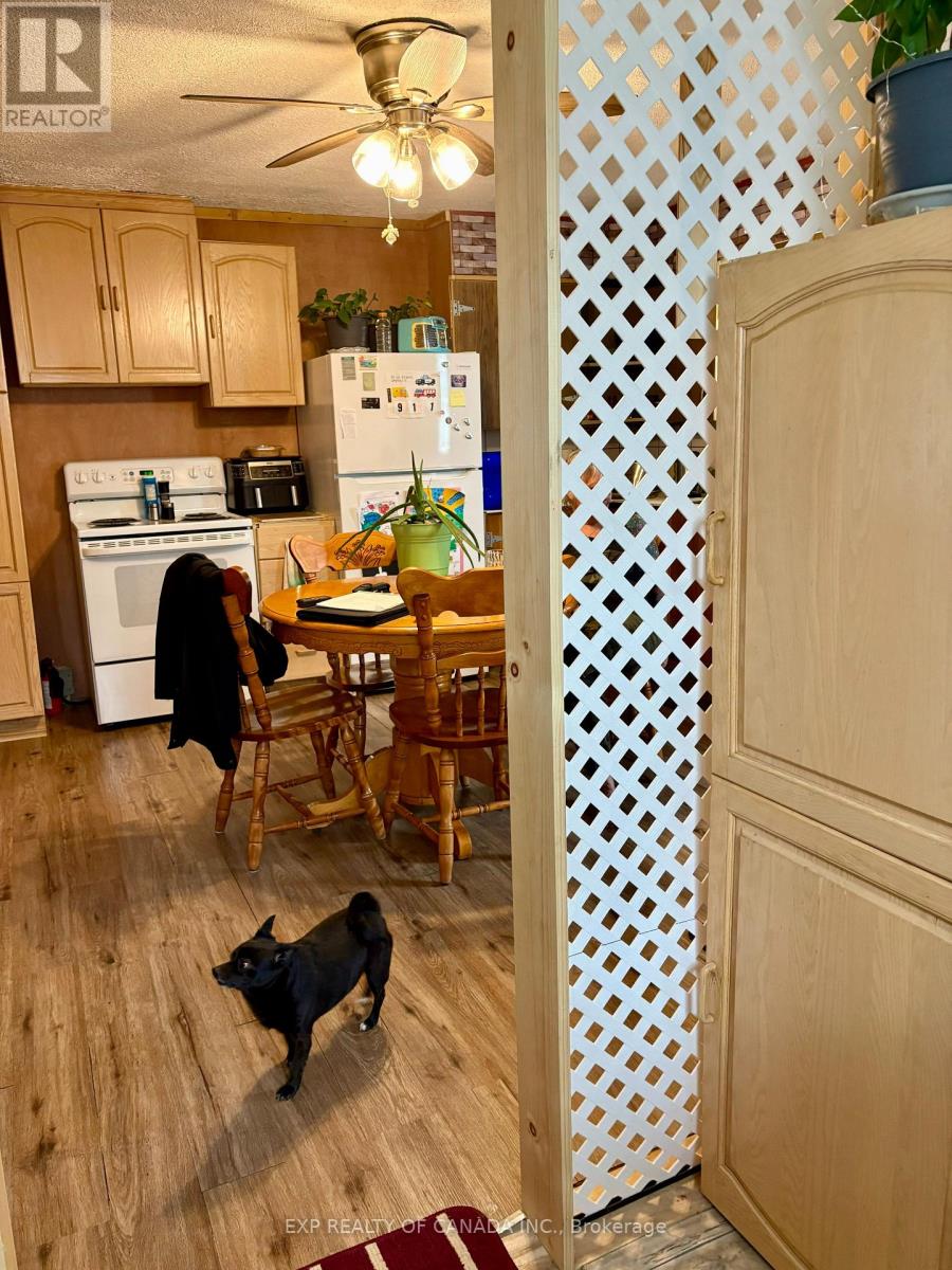 633 GLEASON AVENUE - 18