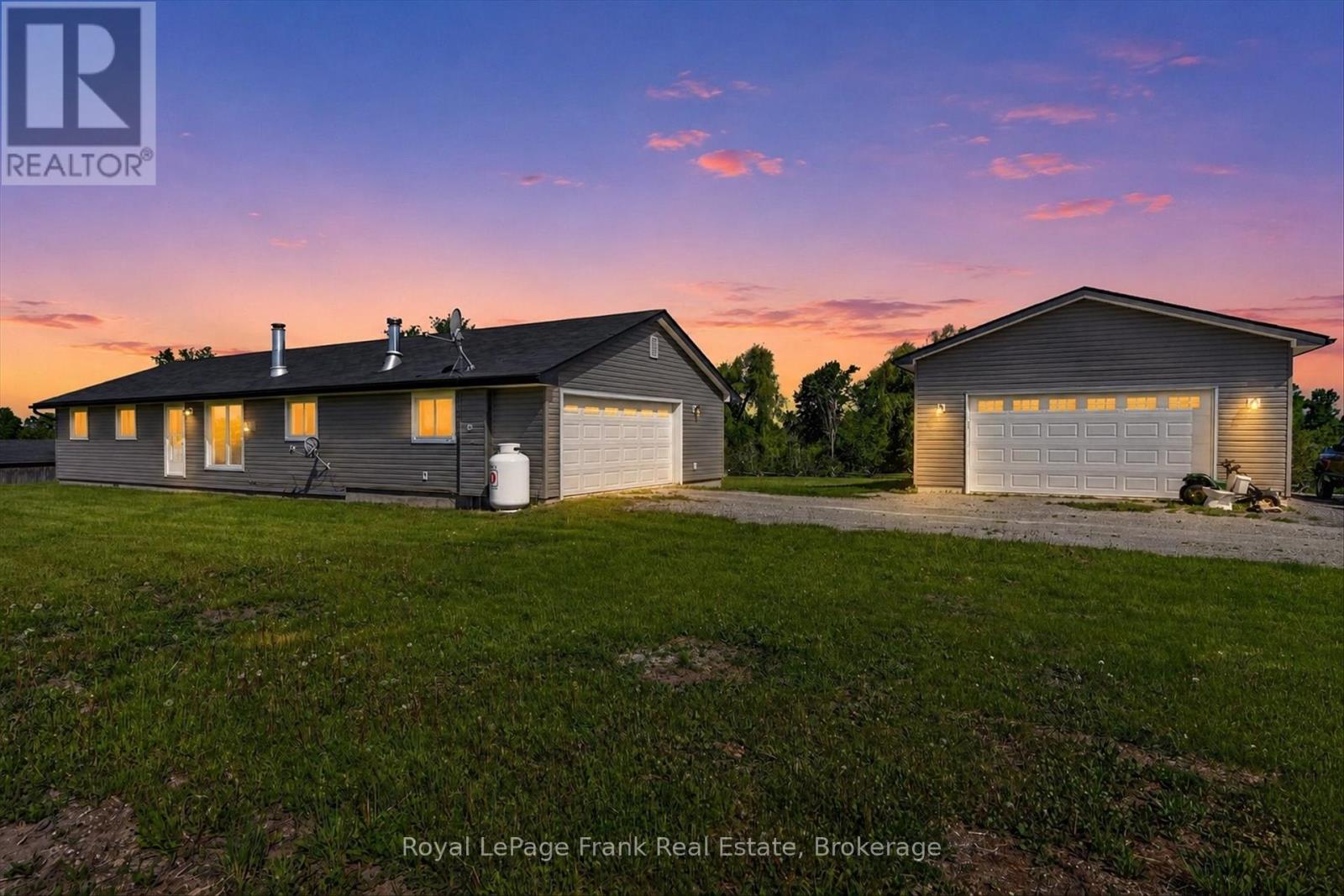 394 7TH LINE ROAD - 1