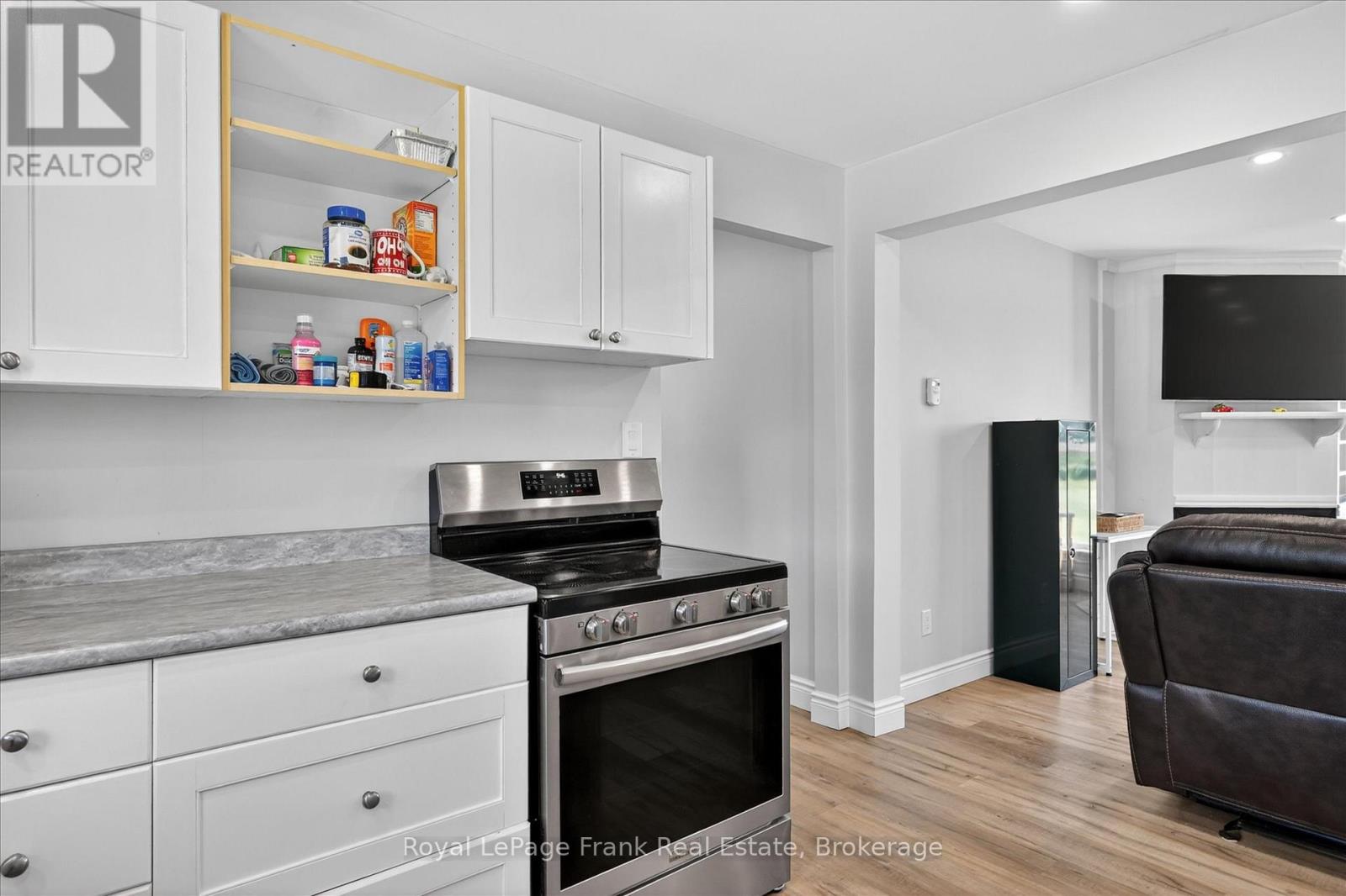 394 7TH LINE ROAD - 14