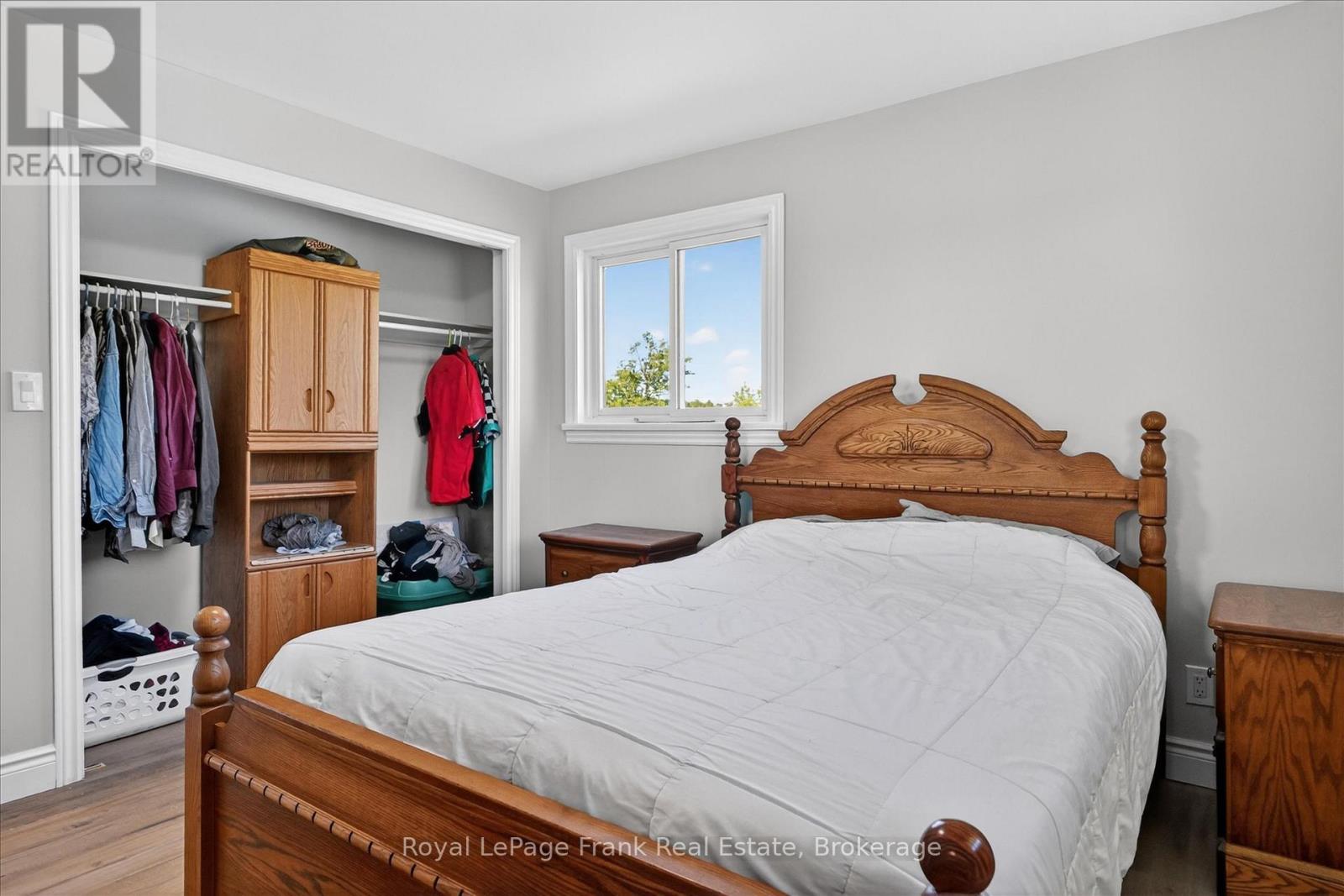 394 7TH LINE ROAD - 22