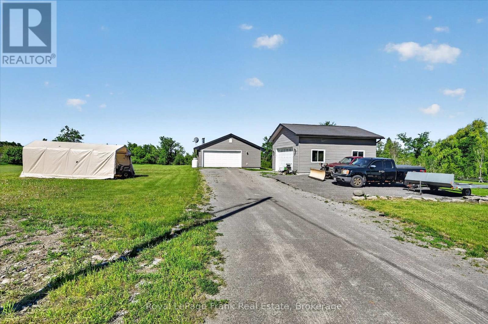 394 7TH LINE ROAD - 3